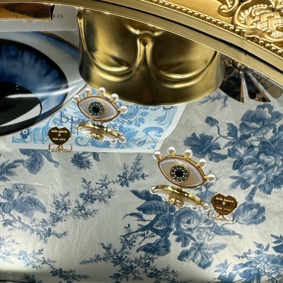 🆕 KATE SPADE 🧿 NWT Evil Eye Statement Studs - Crystal & Pearl - Picture 9 of 15